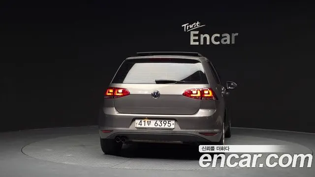 VOLKSWAGEN GOLF 2015 — 148 883 км, серебристо-серый, Корея — под ключ — фото 4