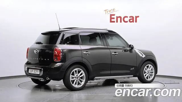 MINI COOPER D COUNTRYMAN 2015 — 168 257 км, светло-золотистый, Корея — под ключ — фото 2