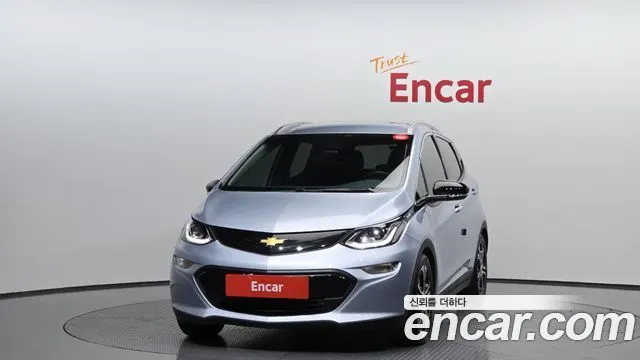 CHEVROLET BOLT 2018 — 82 695 км, светло-серебристый, Корея — под ключ — фото 3