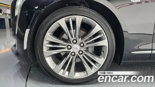 CADILLAC CT6 2018 — 206 971 км, чёрный, Корея — под ключ — фото 5