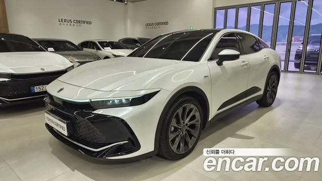 TOYOTA CROWN CROSSOVER 2025