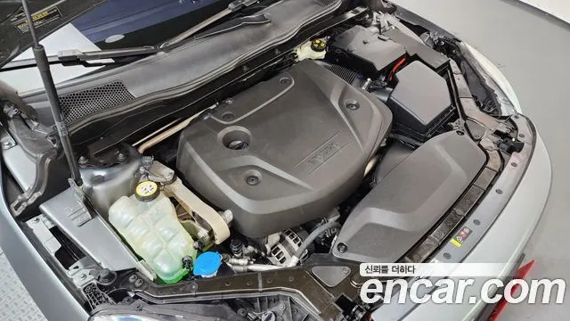 VOLVO V40 2017 — 49 747 км, серебристо-серый, Корея — под ключ — фото 6