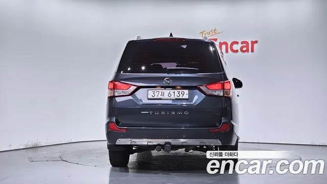 KGM KORANDO TURISMO 2017 — 98 650 км, серый, Корея — под ключ — фото 4