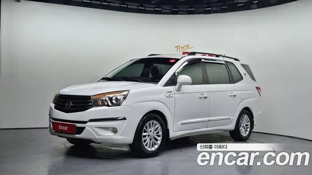 KGM KORANDO TURISMO — из Кореи под ключ