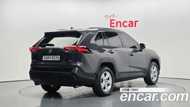 TOYOTA RAV4 2019 — 93 851 км, серый, Корея — под ключ — фото 2