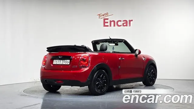 MINI COOPER CONVERTIBLE 2018 — 104 441 км, красный, Корея — под ключ — фото 2