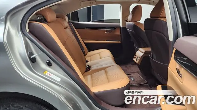 LEXUS ES300H 2016 — 81 924 км, серебристо-серый, Корея — под ключ — фото 11