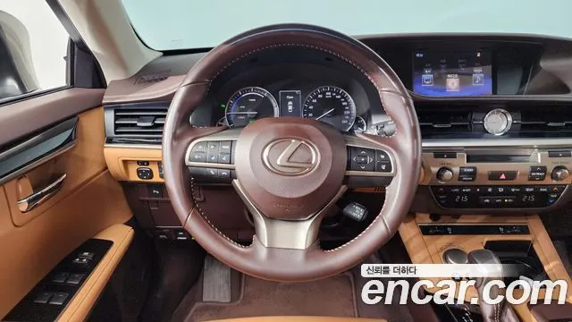 LEXUS ES300H 2016 — 81 924 км, серебристо-серый, Корея — под ключ — фото 12