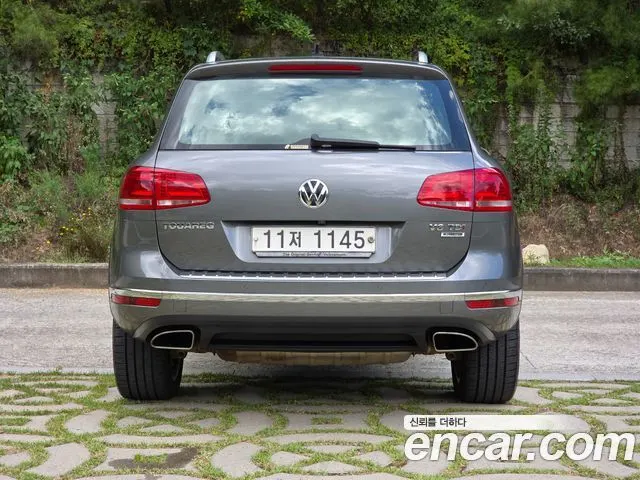 VOLKSWAGEN TOUAREG 2015 — 267 268 км, серый, Корея — под ключ — фото 4