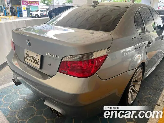 BMW 5 SERIES 2007 — 213 500 км, серебристо-серый, Корея — под ключ — фото 2