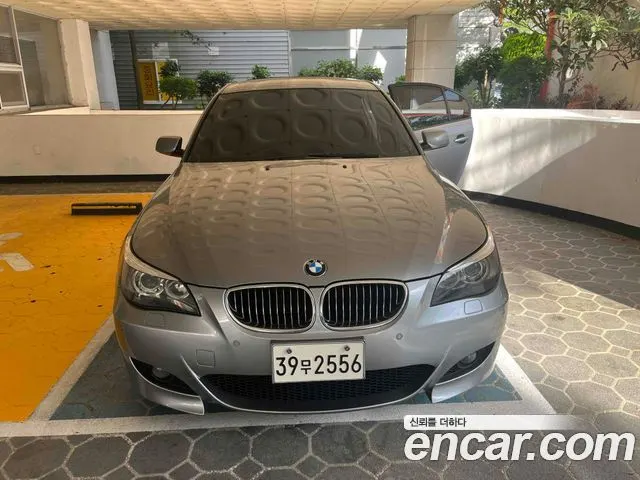 BMW 5 SERIES 2007 — 213 500 км, серебристо-серый, Корея — под ключ — фото 3