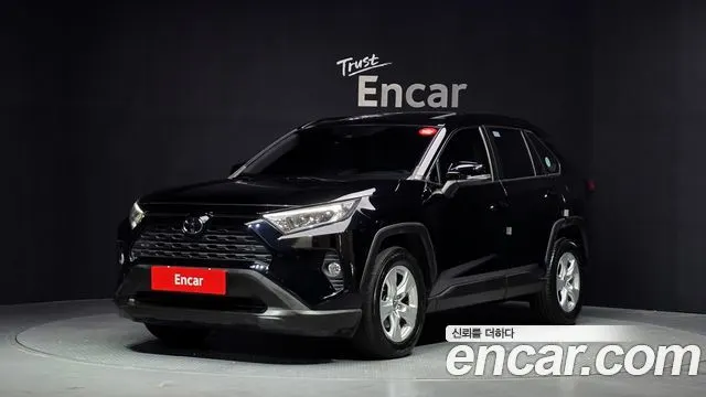 TOYOTA RAV4 — из Кореи под ключ