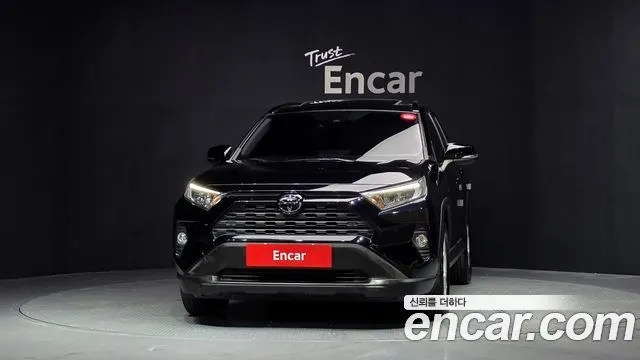 TOYOTA RAV4 2019 — 39 262 км, чёрный, Корея — под ключ — фото 3