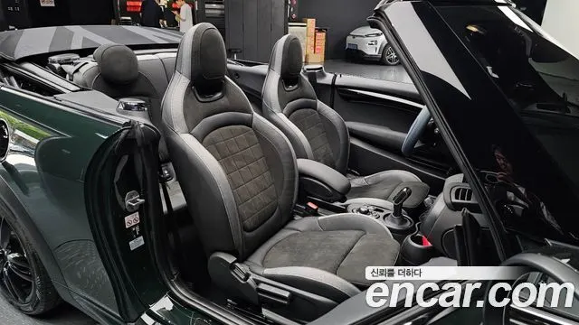 MINI COOPER S CONVERTIBLE 2024 — 23 832 км, тёмно-зелёный, Корея — под ключ — фото 10