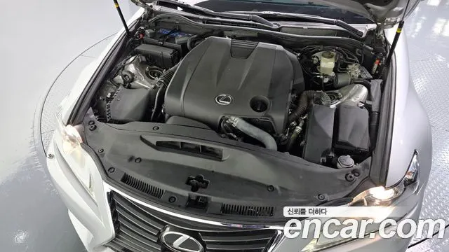 LEXUS IS250 2014 — 39 870 км, серебристо-серый, Корея — под ключ — фото 6