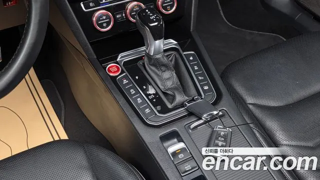 VOLKSWAGEN ARTEON 2019 — 107 237 км, серебристый, Корея — под ключ — фото 9