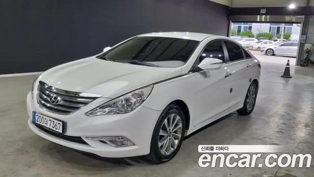HYUNDAI SONATA THE BRILLIANT 2013