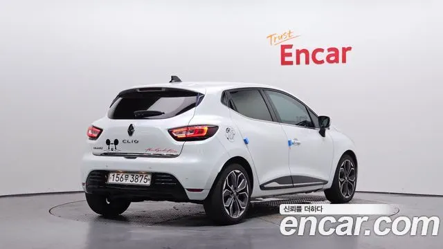 RENAULT KOREA CLIO 2019 — 104 457 км, белый, Корея — под ключ — фото 2