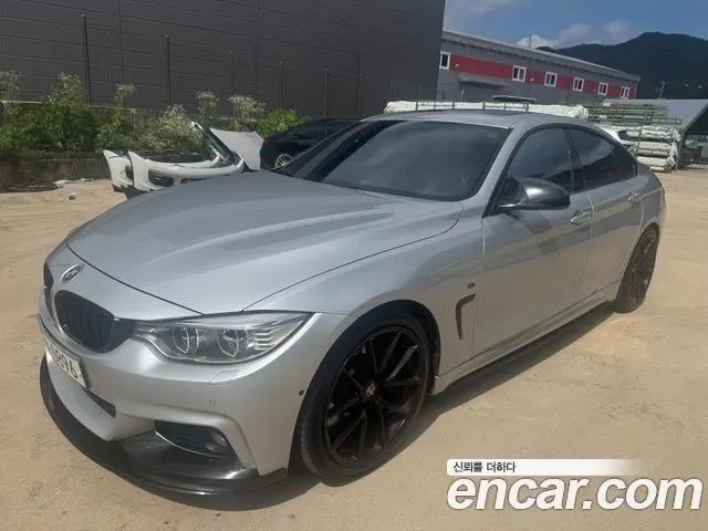 BMW 4 SERIES 2015 — 138 281 км, серебристый, Корея — под ключ — фото 1