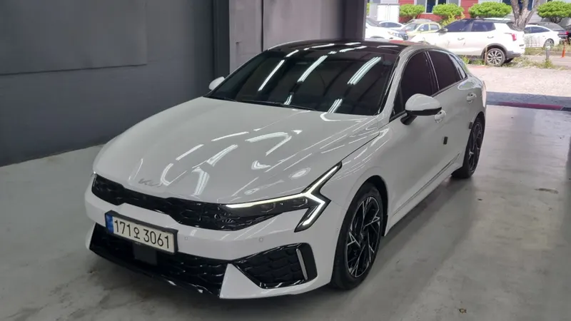 KIA K5 HYBRID 2024