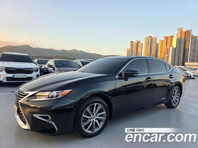 LEXUS ES300H — из Кореи под ключ