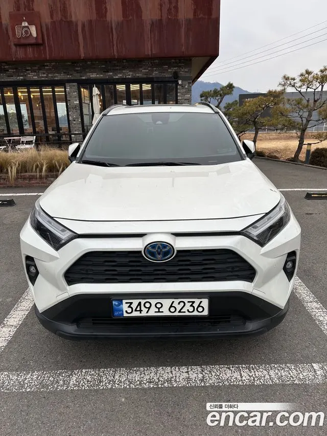 TOYOTA RAV4 2022