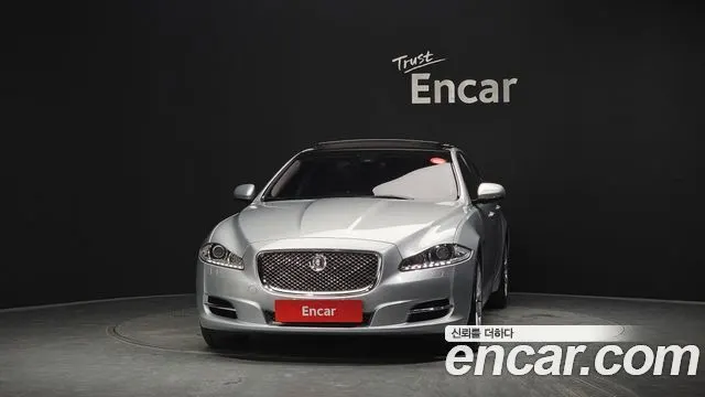 JAGUAR XJ 2012 — 98 981 км, серебристо-серый, Корея — под ключ — фото 3