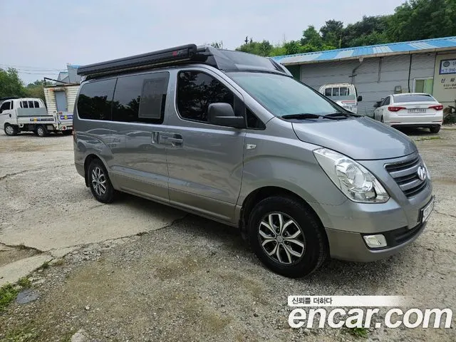 HYUNDAI GRAND STAREX 2017 — 121 925 км, серебристый, Корея — под ключ — фото 2