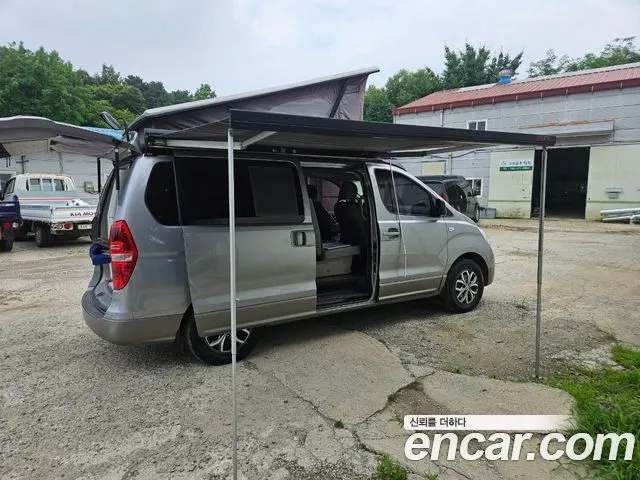 HYUNDAI GRAND STAREX 2017 — 121 925 км, серебристый, Корея — под ключ — фото 8