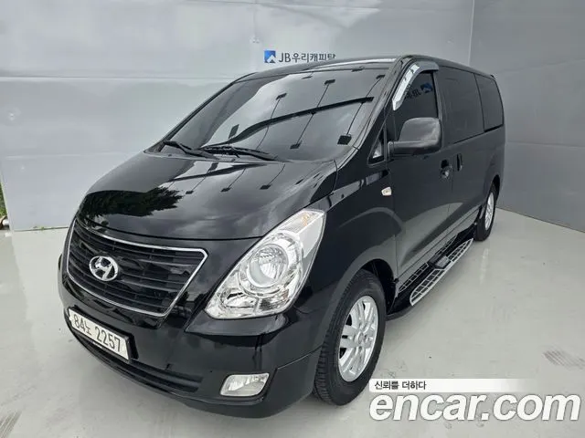 HYUNDAI GRAND STAREX 2017 — 72 870 км, чёрный, Корея — под ключ — фото 2