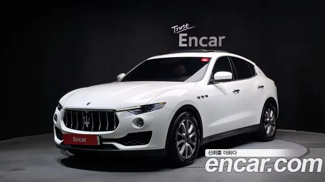 MASERATI LEVANTE 2020