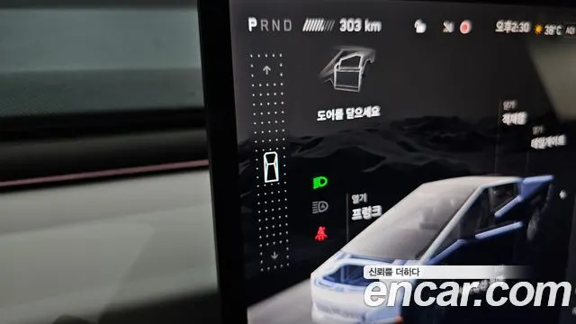 TESLA 사이버트럭 2024 — 56 323 км, серебристый, Корея — под ключ — фото 9