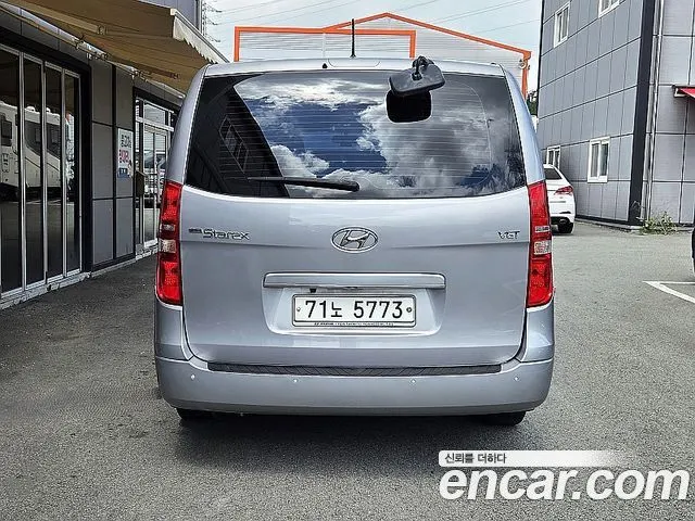 HYUNDAI GRAND STAREX 2019 — 99 278 км, серебристо-серый, Корея — под ключ — фото 4