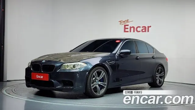 BMW M5 2012