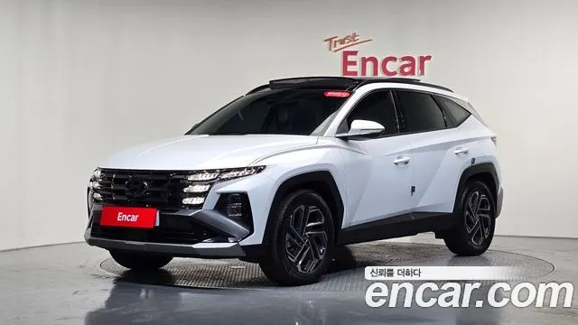 HYUNDAI TUCSON HYBRID 2025