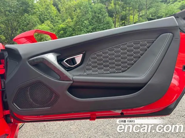 LAMBORGHINI HURACAN 2018 — 25 500 км, красный, Корея — под ключ — фото 10