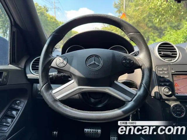 MERCEDES-BENZ M-CLASS W164 2011 — 147 000 км, чёрный, Корея — под ключ — фото 8