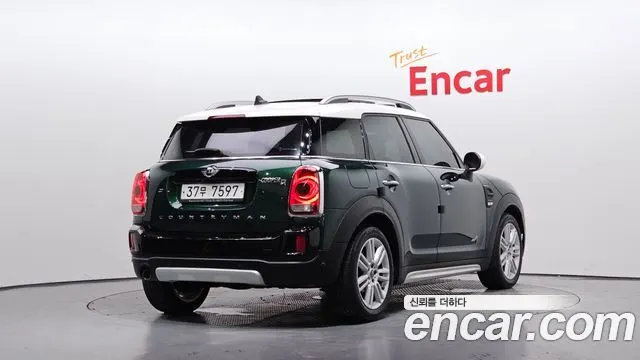 MINI COOPER D COUNTRYMAN 2018 — 91 913 км, тёмно-зелёный, Корея — под ключ — фото 2