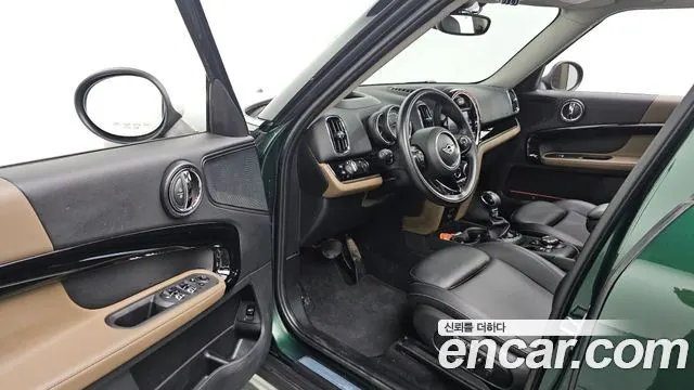 MINI COOPER D COUNTRYMAN 2018 — 91 913 км, тёмно-зелёный, Корея — под ключ — фото 10