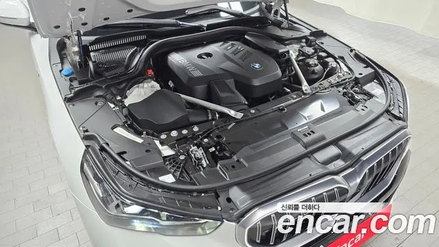BMW 5 SERIES 2025 — 4 780 км, белый, Корея — под ключ — фото 6