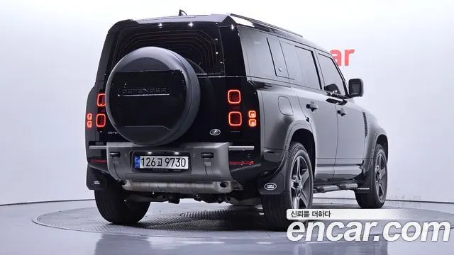 LAND ROVER DEFENDER 2023