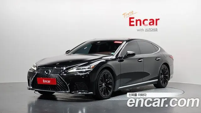 LEXUS LS500H 2023