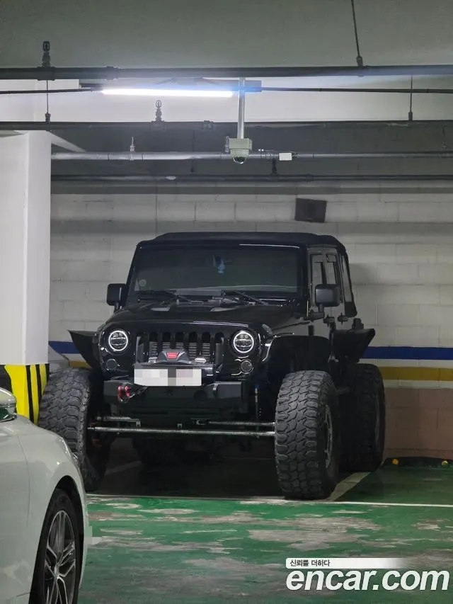 JEEP WRANGLER 2013 — 141 300 км, чёрный, Корея — под ключ — фото 2