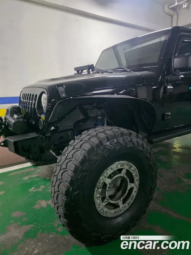JEEP WRANGLER 2013 — 141 300 км, чёрный, Корея — под ключ — фото 3