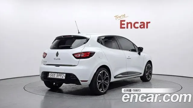 RENAULT KOREA CLIO 2019 — 100 170 км, белый, Корея — под ключ — фото 2