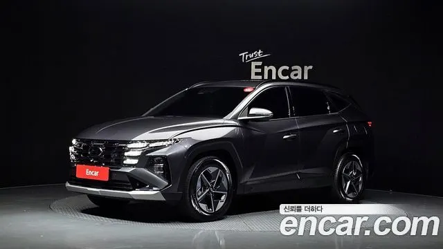 HYUNDAI TUCSON HYBRID 2025