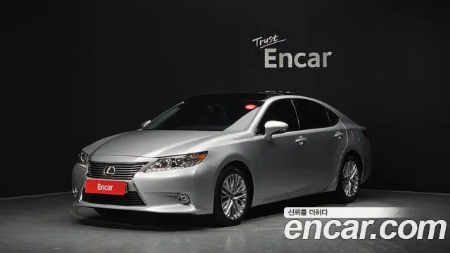 LEXUS ES350 2015 — 137 968 км, серебристо-серый, Корея — под ключ — фото 1