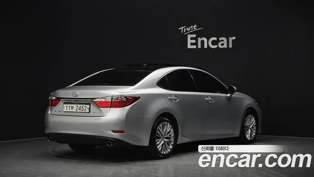 LEXUS ES350 2015 — 137 968 км, серебристо-серый, Корея — под ключ — фото 2