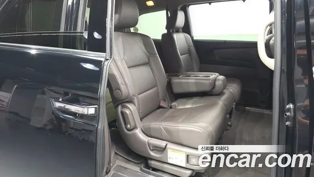 HONDA ODYSSEY 2015 — 172 132 км, чёрный, Корея — под ключ — фото 12