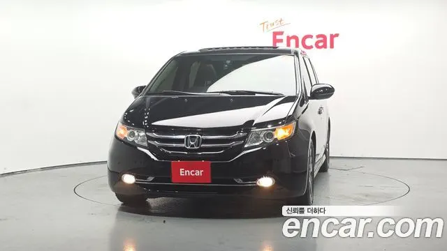 HONDA ODYSSEY 2015 — 172 132 км, чёрный, Корея — под ключ — фото 3
